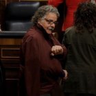 El diputado de ERC, Joan Tardà, llega al hemiciclo del Congreso.