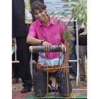 Rafa Nadal planta un árbol en Hua Hini.