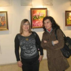 La artista y la edil de Cultura, ayer, en la inauguración.