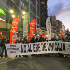 Protesta de los trabajadores de Unicaja en León.