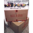 Dos paquetes listos para su exportación en una fábrica textil