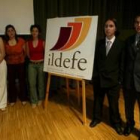 Foto de familia de los autores de los tres proyectos premiados