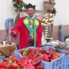 Durante la feria desfilaron carros y remolques cargados de productos