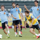 Los jugadores de la selección española, durante el entrenamiento para preparar la final ante Brasil.