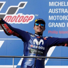 Maverick Viñales (Yamaha) celebra su victoria en Phillip Island (Australia).
