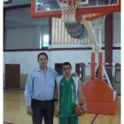 El joven jugador bañezano en su lugar habitual de entrenamiento