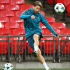El defensa del Real Madrid, Sergio Ramos, durante un entrenamiento. FACUNDO ARRIZABALAGA