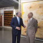 Isidre Fainé, presidente de la Fundació Bancària La Caixa, y Josep Vilarasau, impulsor de la colección de arte contemporáneo de la institución.