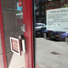 El cierre de sucursales de Caja España comenzó ayer y desmantelará cinco oficinas de la ciudad.