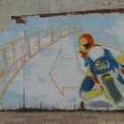 Los «artistas urbanos» han apoyado el circuito, como se ve en la plaza de Antonio Colinas