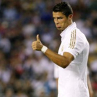 Cristiano Ronaldo hace un gesto durante el partido que jugó el Madrid contra el Chivas.