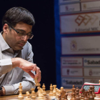 Anand sufrió para derrotar al ajedrecista leonés Jaime Santos en una segunda semifinal memorable. FERNANDO OTERO PERANDONES