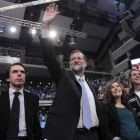 Aguirre, Aznar, Rajoy, Sáenz de Santamaría, Cospedal y Gallardón, ayer, en Madrid.