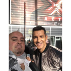 Iván Arrimada junto a Jesús Vázquez, el presentador del concurso.
