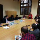 Un momento de la reunión de profesores y jueces. DL