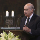 El ministro del Interior español, Jorge Fernandez Díaz, durante el funeral de Estado en memoria de las víctimas de Germanwings celebrado en Colonia.
