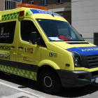 La ambulancia del Sacyl solo pudo constatar el fallecimiento. DL