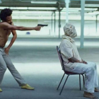 Glover, alias Childish Gambino, en una impactante imagen de su videoclip This is America.