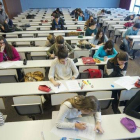 Alumnos de Derecho, en un examen.