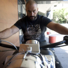Imagen de archivo del polifacético atleta, actor y músico leonés Manolo Martínez.