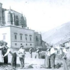 Maja de la hierba en el Campo Bajo, junto a la Colegiata, en la Villafranca de 1895, más habitada qu