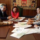 Ricardo Miranda, José Luis Rodríguez Soto, Gloria Fernández Merayo y dos técnicos municipales. DL