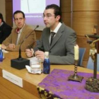 Ramón Prieto (centro) y Carlos García Rioja (derecha) en foto de archivo.