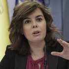 La vicepresidenta del Gobierno, Soraya Sáenz de Santamaría, en su comparecencia de ayer.