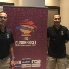 Alejandro Vaquera, Vicente Bultó y David Suárez en la sede de Estambul del Eurobasket. DL