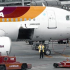 Un avión de Iberia en el aeropuerto Adolfo Suárez Madrid-Barajas.