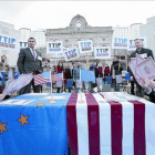 Protesta de europarlamentarios de Los Verdes contra el TTIP en Bruselas, el miércoles.