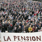 Una protesta de jubilados en defensa de pensiones dignas en Bilbao. LUIS TEJIDO