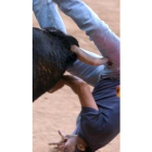 El joven Raúl Hermosilla fue corneado por un toro en el muslo