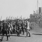 Tropas francesas llegan a Beirut tras las firma de los acuerdos Sykes-Picot.