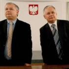 Los hermanos Lech Kaczynski y Jaroslaw Kaczynski.