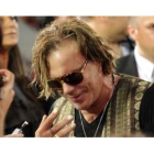 Mickey Rourke es aclamado por la prensa y los fans a su llegada al Fetival de Cine de Sarajevo.