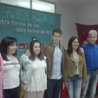 Mario Rivas, en el centro con su equipo. V. ARAUJO
