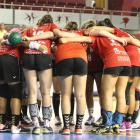 Las jugadoras del Cleba intentarán hoy sumar la segunda victoria de la temporada.