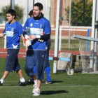 Las pistas dadas por el entrenador de la Deportiva apuntan a que el asturiano Alejandro volverá esta