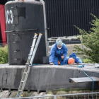 Técnicos de la policía danesa investigan y recogen pruebas en el submarino Nautilus, fabricado por Peter Madsen, en agosto del 2017.