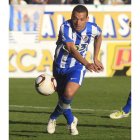 Yuri, en el momento de rematar lo que sería su primer gol ante el Lemona.