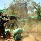 Foto de archivo que muestra a miembros del ejército en un enfrentamiento con la guerrilla