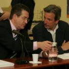 José Luis Castro y Pedro Muñoz, durante la sesión de ayer
