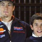 El norteamericano Nicky Hayden y Marc Márquez, el día que se conocieron en 2008.