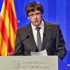 El president Carles Puigdemont, este lunes, en la rueda de prensa que ha ofrecido tras la reunión del Consell Executiu.