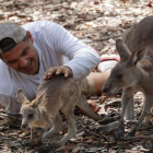 Frank Cuesta, en una simpática imagen de la serie 'Wild Frank', esta vez en Australia.