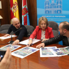 Luciano Arias, Mari Crespo y José Rodríguez, ayer. ANA F. BARREDO