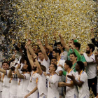 El Madrid levanta la Supercopa de Europa. EFE