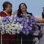 La alcaldesa, Mari Paz Díez, Soledad Gavilán y la presidenta de la Diputación, Isabel Carrasco.
