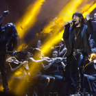Una de las peculiaridades del espectáculo es la interpretación conjunta de banda de rock y orquesta sinfónica completa.